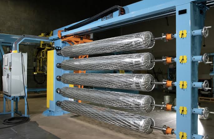 fibre बेरिएका mandrel राखिएको, धेरै spindle भएको filament winding मेसिन